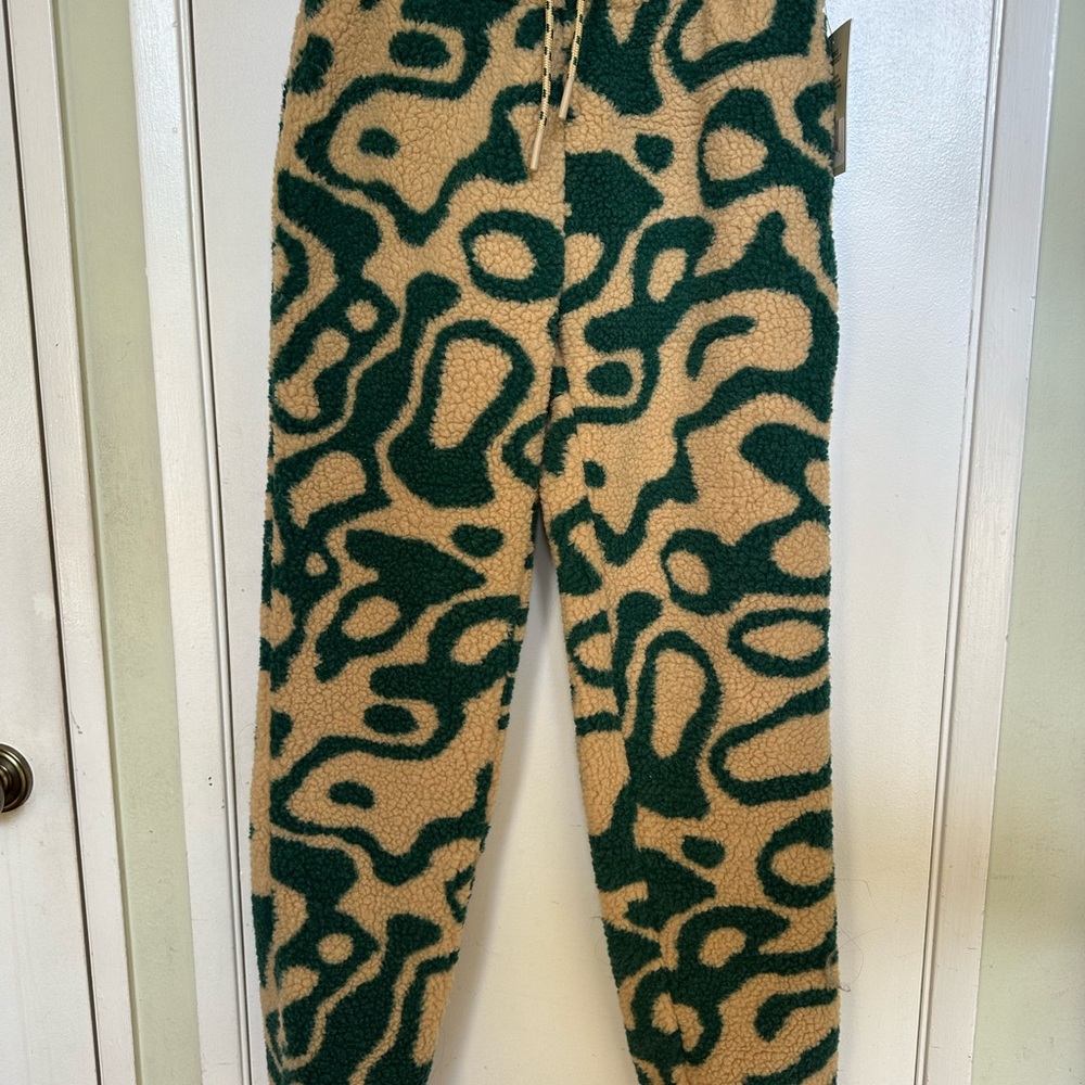 Parks Project Yellowstone Geysers High Pile Fleece Jogger